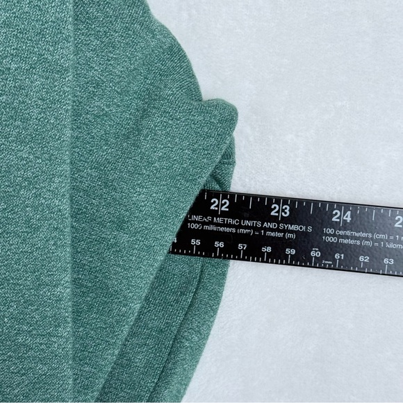 University of Cambridge Crewneck Sweatshirt Green Embroidered Crest Logo Sz L - Picture 12 of 15